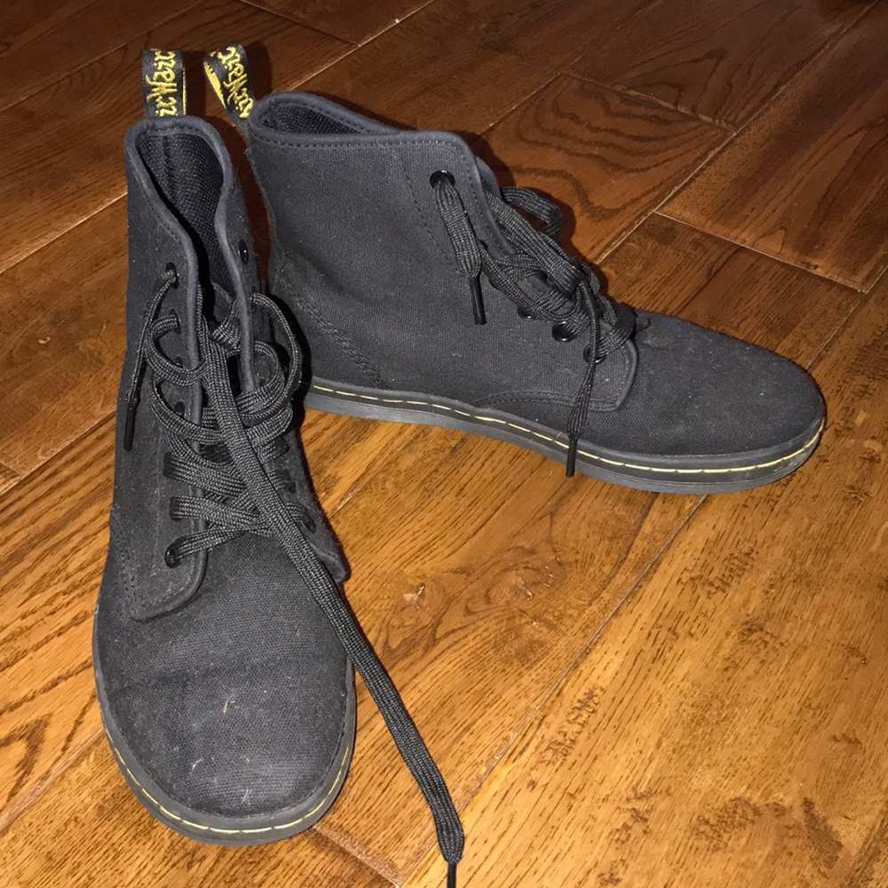 women’s boots